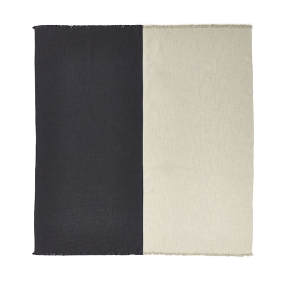 Construction Rug Natural/faded black 106x118 inch