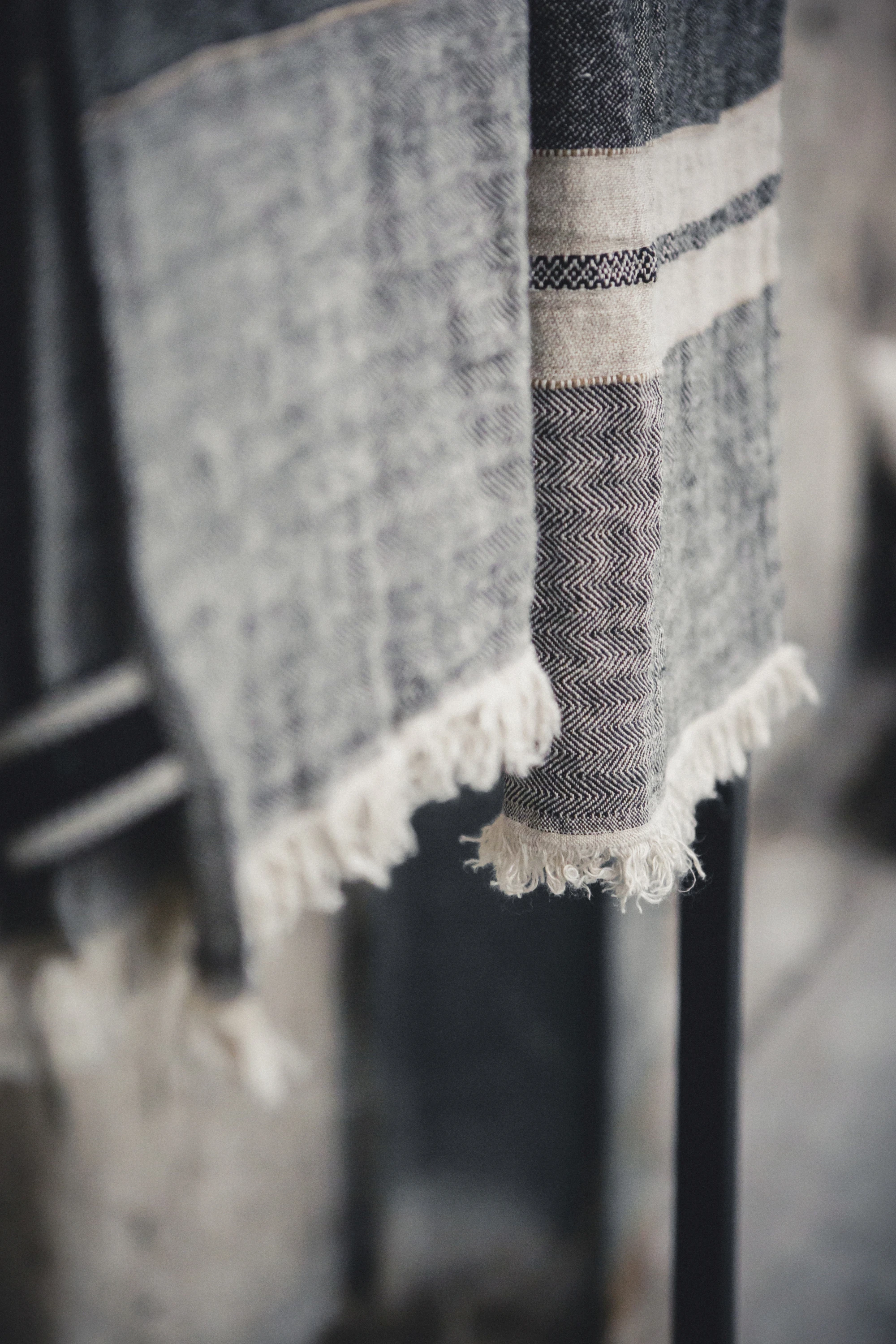 Inyo Belgian Linen Guest Towel - Thumbnail 2